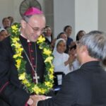 Đức Tổng Giám mục Đại diện Toà Thánh gặp gỡ Liên Tu sĩ