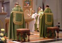 Toàn văn Huấn thị “Ecclesiae Universae” (Giáo Hội Hoàn Vũ)