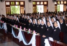 Hội Dòng Mến Thánh Giá Thủ Đức Thánh Lễ Khấn Dòng