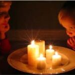 “Một ngày như mọi ngày, em trả lại đời tôi,”