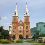 Theo Đạo và Sống Đạo