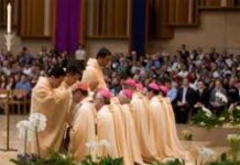 Đời sống linh mục là một đời sống khó khăn