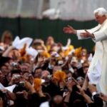 Ơn toàn xá nhân ngày Quốc tế Giới trẻ