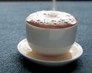 Tách nước tràn đầy