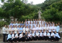 Bước theo Thầy vào năm học mới