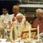 ĐTC kêu gọi nghiên cứu về mối liên hệ giữa phụng vụ và giáo lý