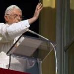 Ai loan báo Tin mừng, cần phải sống Lời Chúa