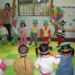 Bé Thêm Tuổi Mới