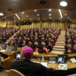 Đức Thánh Cha Bênêđictô XVI: Đổi mới việc dạy giáo lý để xóa mù giáo lý