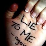 Lời Nói Dối Của Mẹ