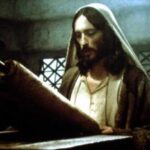 Băng qua giữa họ mà đi (Thứ Hai Tuần 3 Mùa Chay)