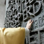 Tóm lược nội dung Tự Sắc “Cánh Cửa Đức Tin”