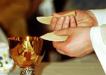 Thánh Thể – Bí Tích Của Sự Hiệp Hành