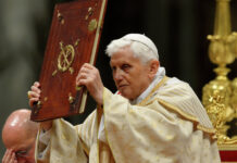 Vẻ đẹp huy hoàng của sự thật