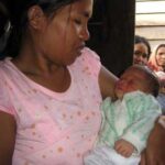 Làm sao để bảo vệ được sự sống những trẻ em vô tội?