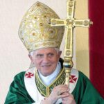 Không sợ phải đi ngược dòng để sống đức tin và thay đổi cuộc sống