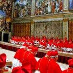 Mật viện trong sắc màu Sistine