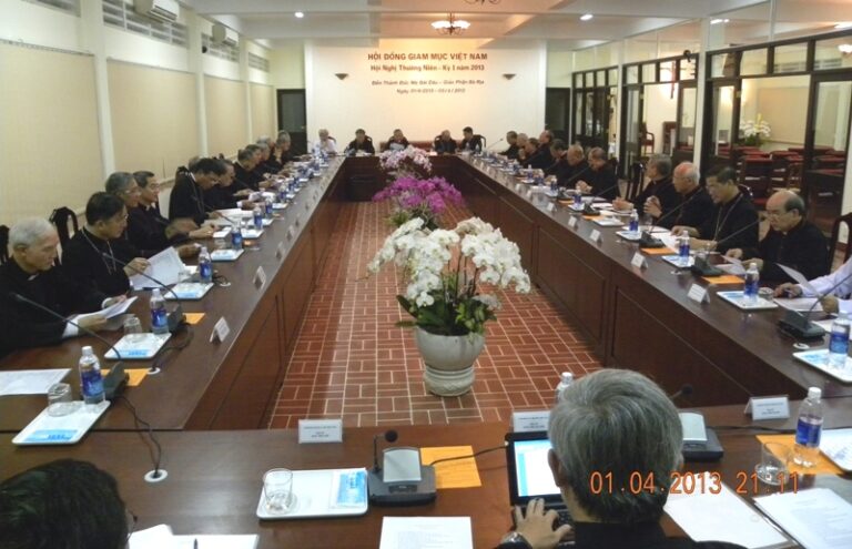Hội Đồng Giám Mục Việt Nam họp hội nghị thường niên kỳ I -2013