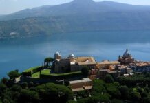 Đức Giáo Hoàng sẽ không nghỉ hè tại Castel Gandolfo