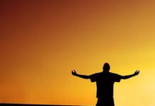 Phút đầu gặp gỡ