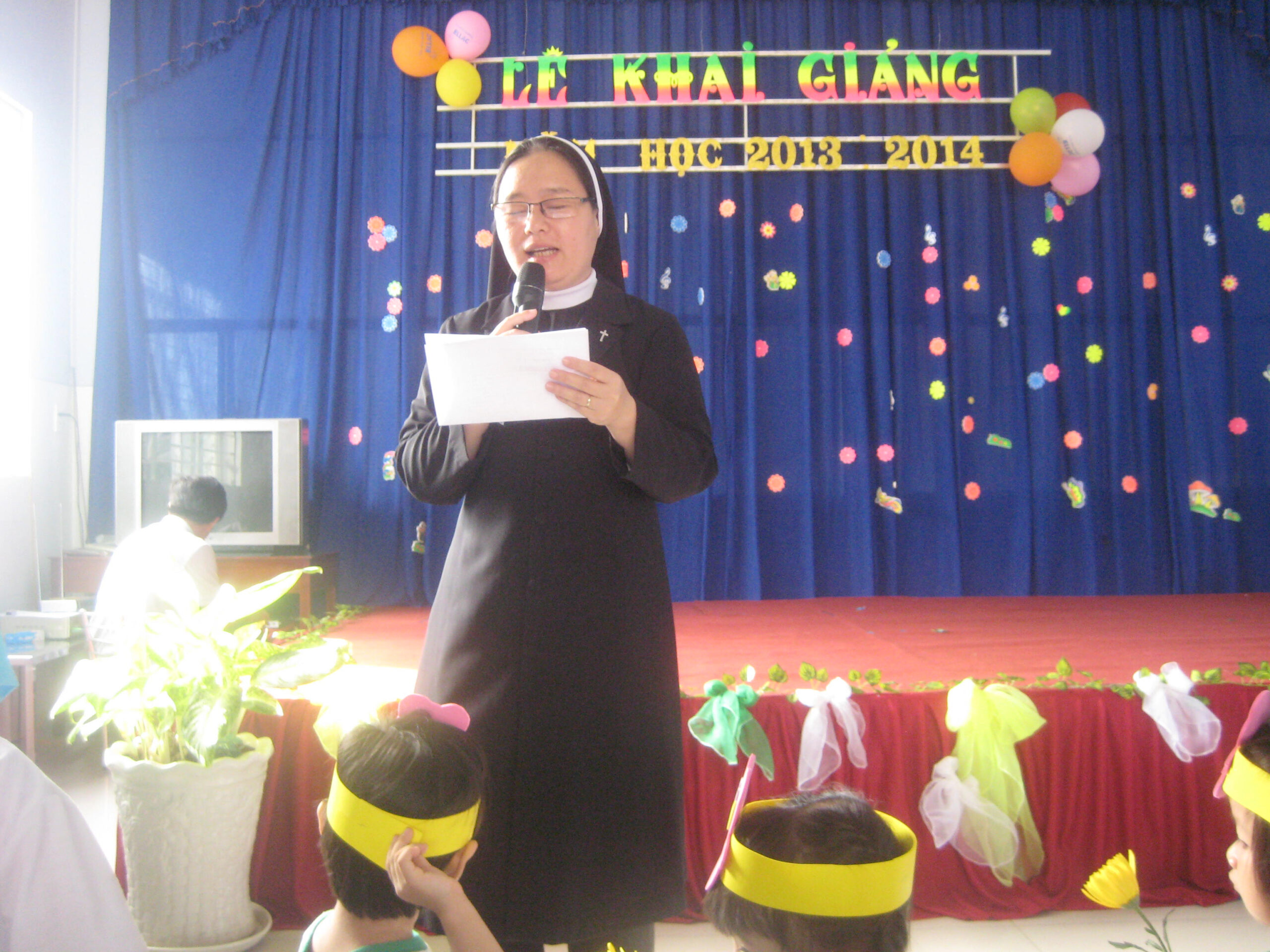 Hình ảnh trường Mẫu giáo Nghĩa Sơn khai giảng năm học 2013-2014