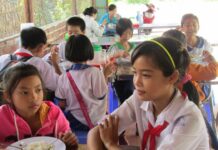 Người nghèo là khách quý của Bát Phúc