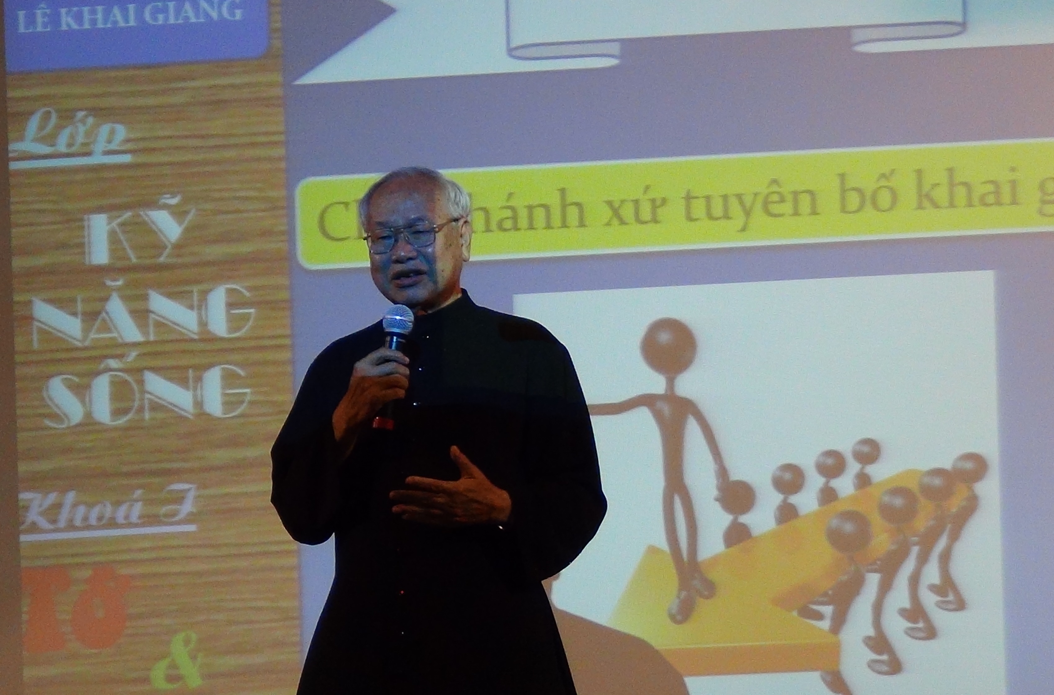 Lớp Kỹ Năng Sống Đầu Tiên Dành Cho Thanh Thiếu Niên Tại Giáo Xứ Bùi Phát