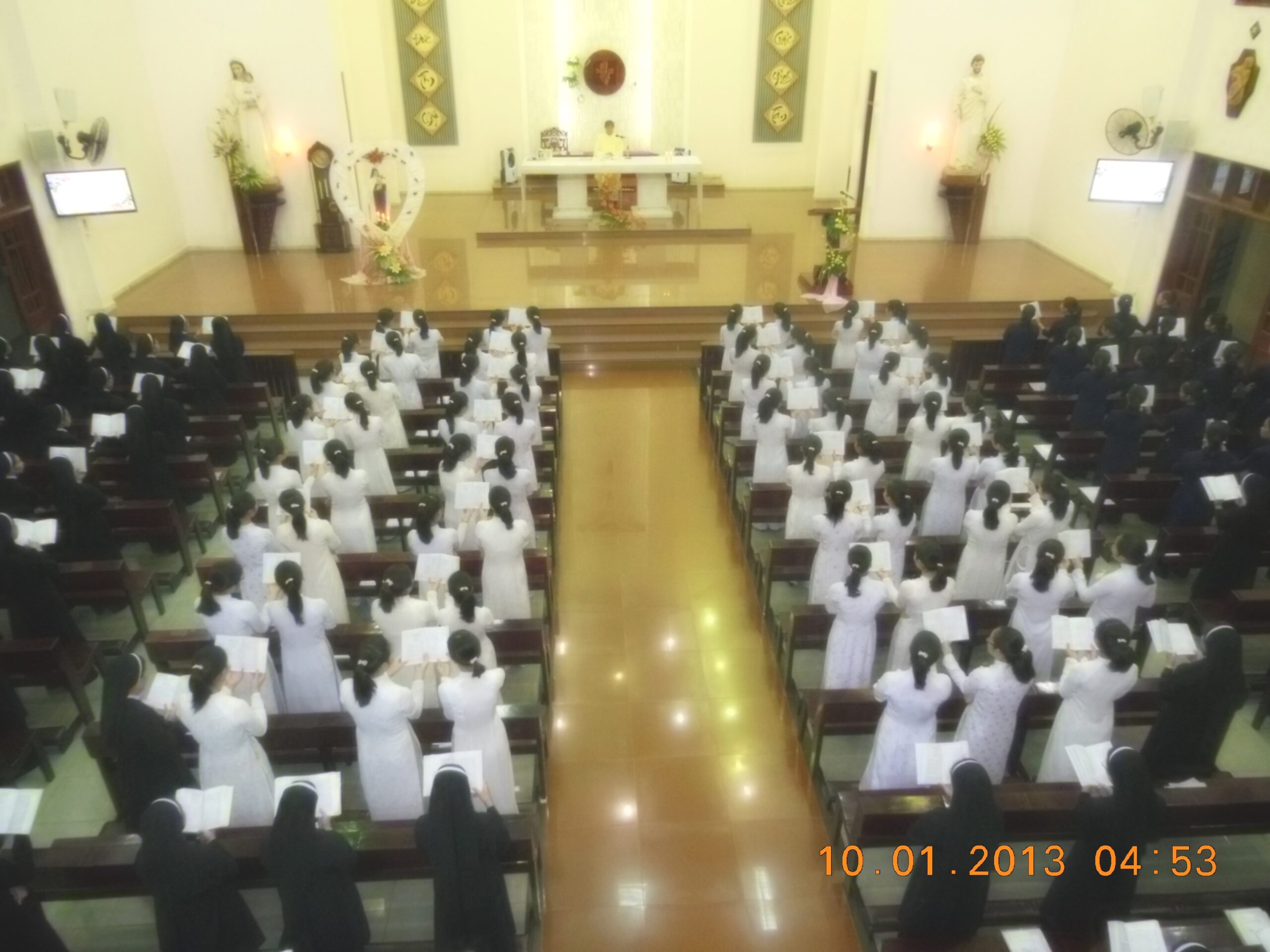 Mừng lễ Thánh Tê-rê-xa bổn mạng của Thanh Tuyển viện