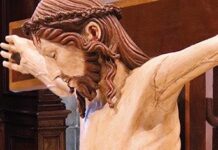 Chúa Giêsu nhìn chúng ta thế nào mỗi khi chúng ta nhìn lên thánh giá