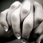 Những bàn tay đã nắm