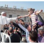 Biết lắng nghe tiếng nói của nữ giới nhiều hơn trong xã hội và Giáo Hội