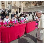 Phải trợ giúp các gia đình trong sứ mệnh giáo dục con cái