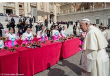 Phải trợ giúp các gia đình trong sứ mệnh giáo dục con cái