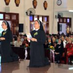 Hai Mươi Lăm Năm Hồng Ân