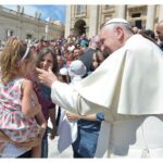 Đức Thánh Cha tiếp kiến chung 30 ngàn tín hữu hành hương