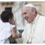 Phụ nữ mang trong mình một phước lành bí mật và đặc biệt