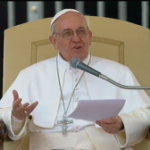 Một gia đình yêu mến Thiên Chúa sưởi ấm con tim của cả một thành phố