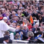 Đức Thánh Cha đề cao lòng trung thành trong gia đình