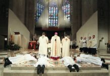 Ba lời khuyên Phúc Âm trong cuộc đời linh mục giáo phận