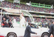 ‘Hãy cho đi những gì các con chưa được nhận’ – Đức Phanxicô nói với giới trẻ Kenya