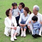 Giúp cha mẹ già vui