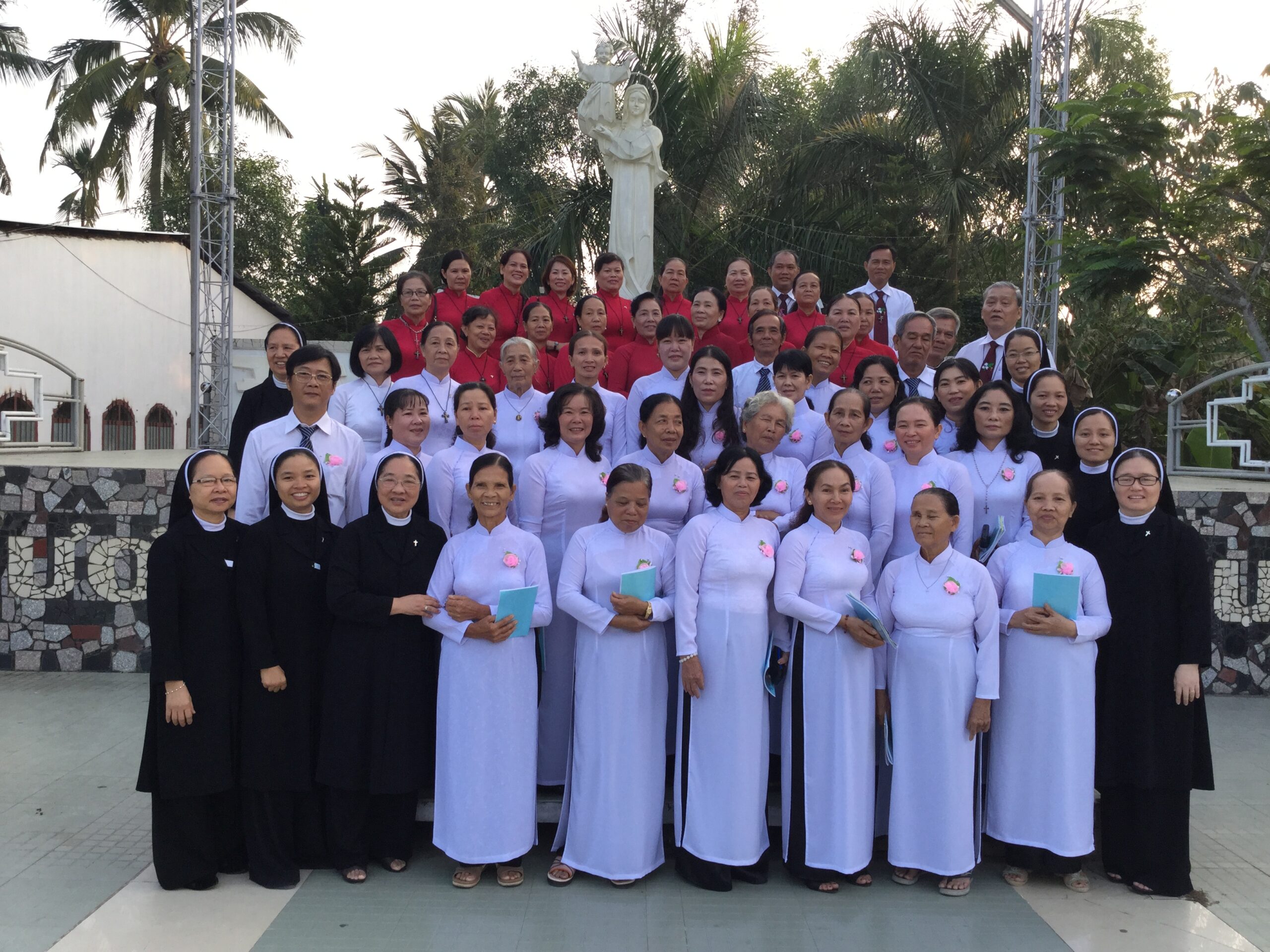 Hội ngộ Mến Thánh Giá Tại Thế