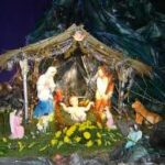 Chiếc hang đá nhà tôi