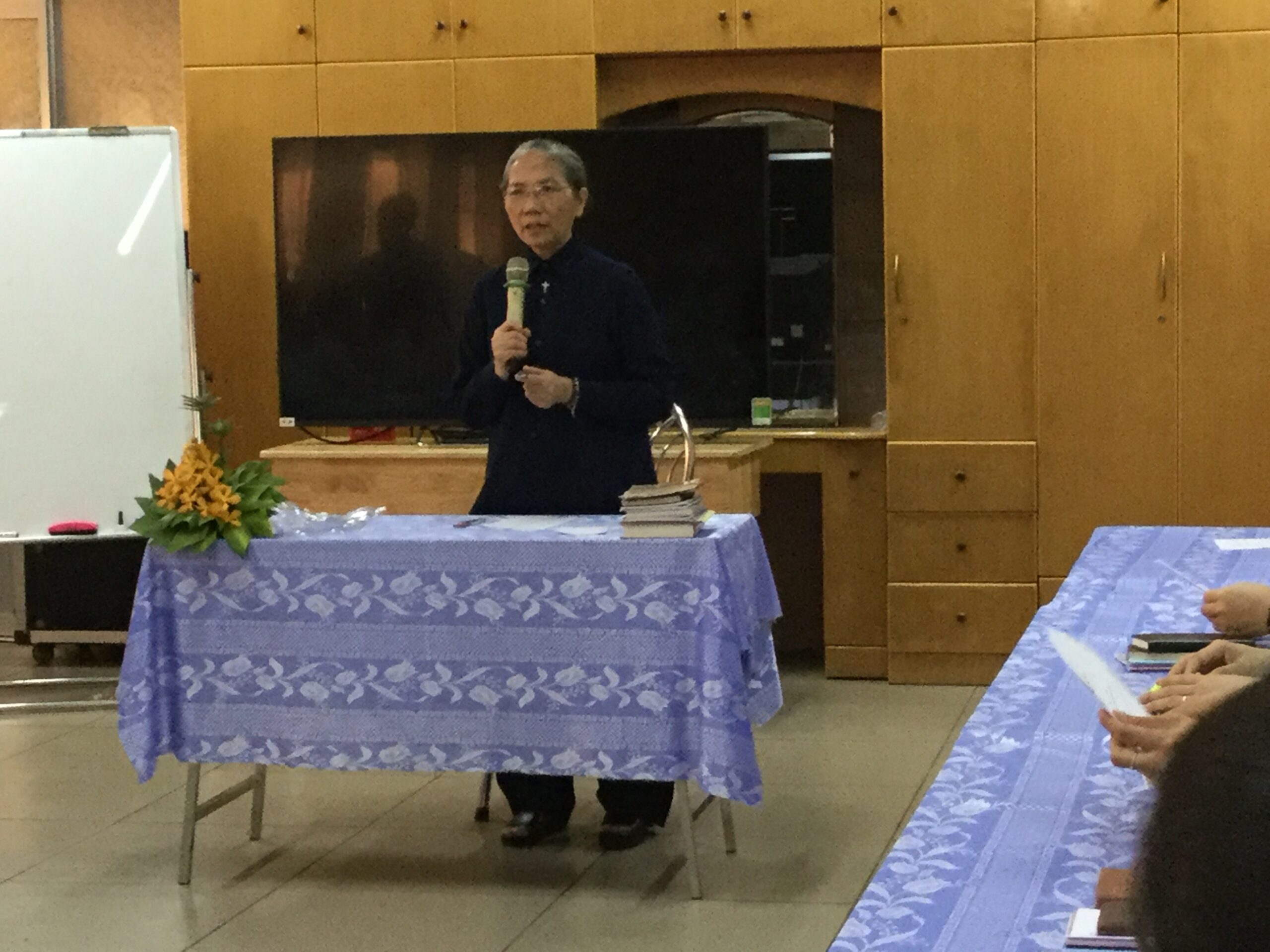 Về nguồn trong ơn gọi và chân tính Dòng Mến Thánh Giá