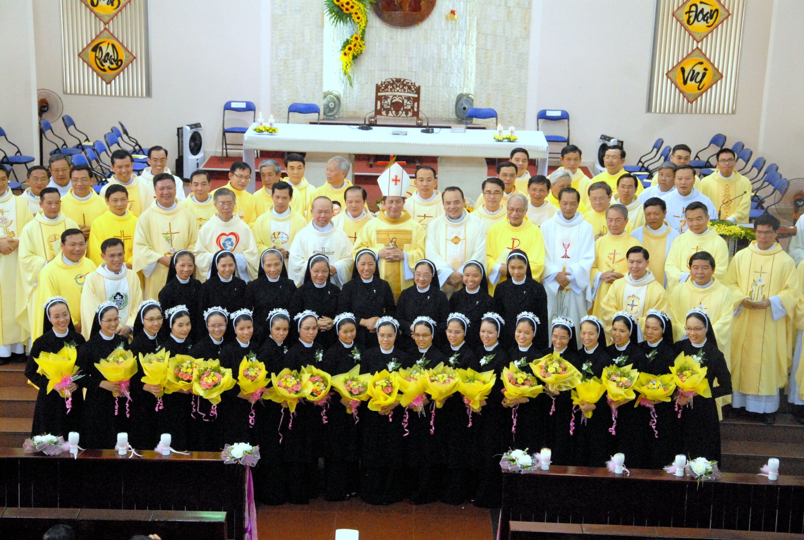 Hình ảnh Lễ Khấn Trọn Đời và Lễ Khấn Lần Đầu_2017