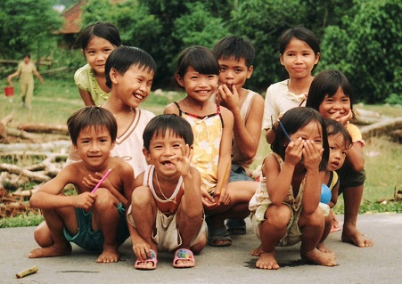 Group-of-Vietnamese-Children