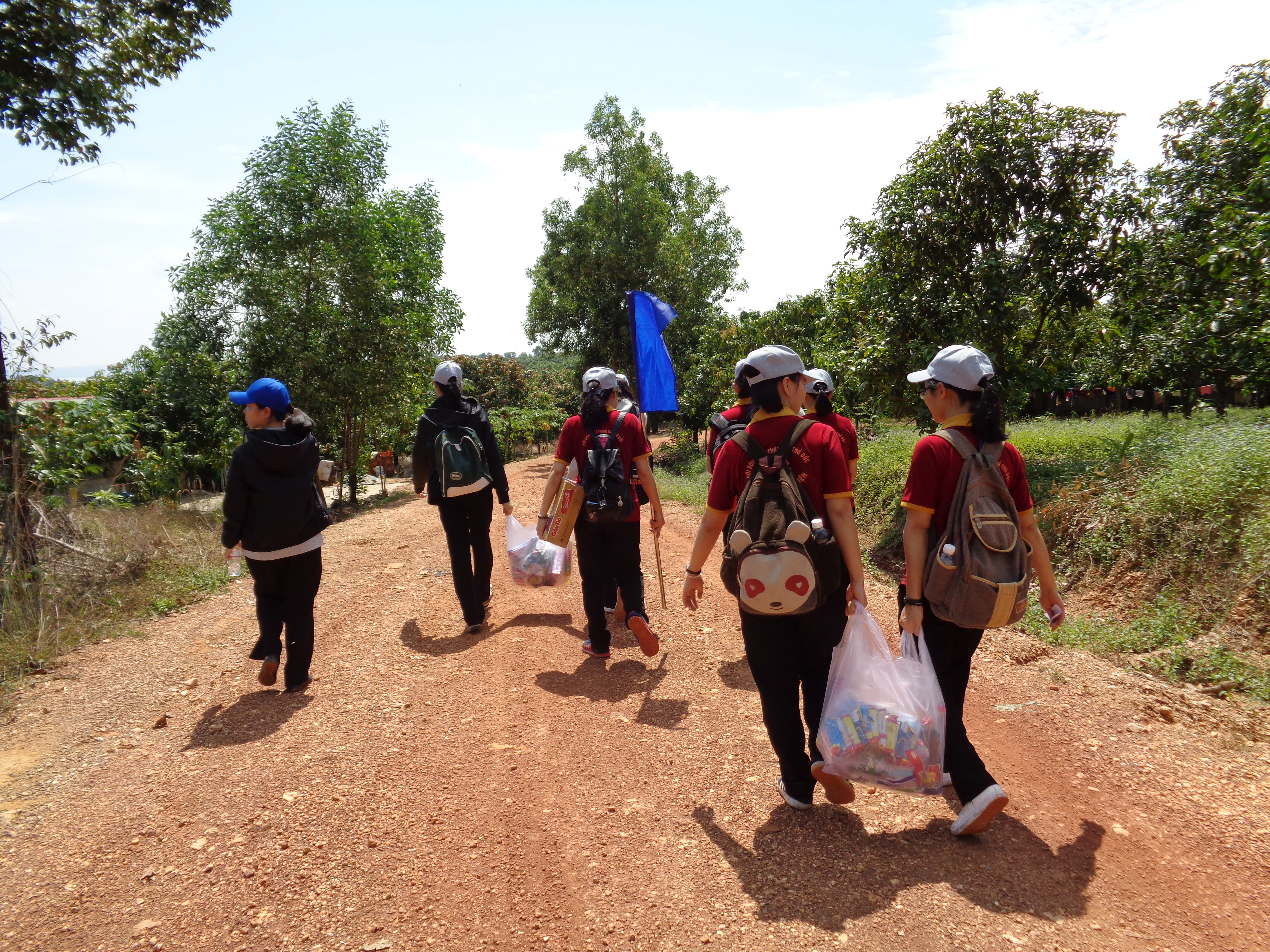 Trải Nghiệm Mới
