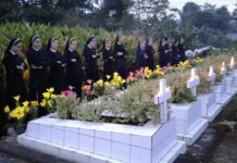 Lặng lẽ trầm tư