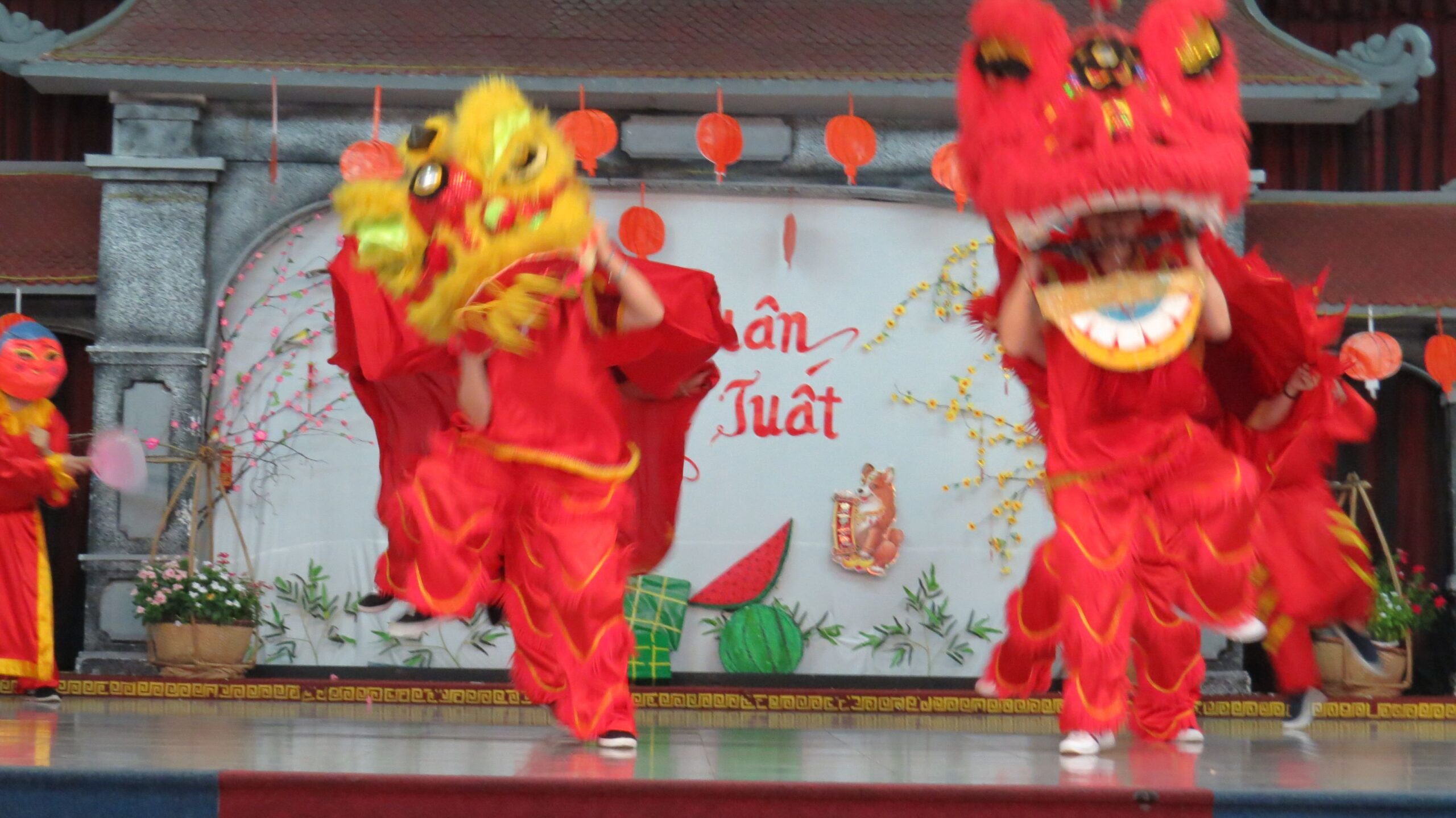 Mừng Tất Niên Và Năm Mới Mậu Tuất