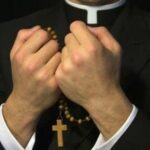 Chuyện Giờ Mới Kể